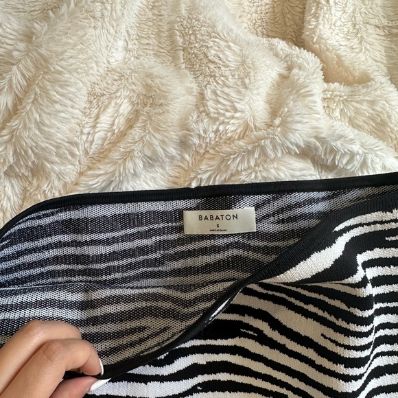 Aritzia top - Picture 2 of 4